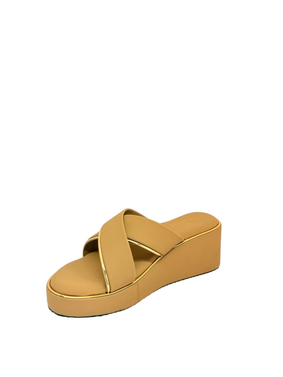 Nude Crossover flatform