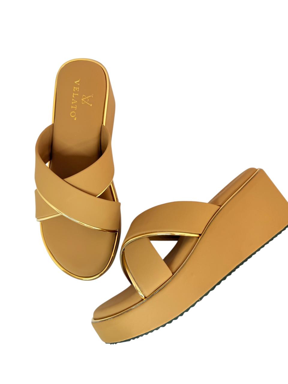 Nude Crossover flatform